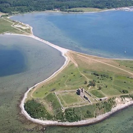 Kysthotellet 3* Грена